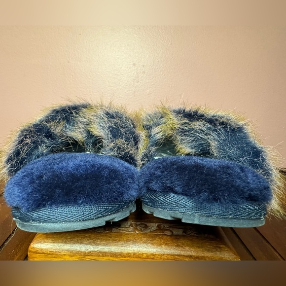 Mayberry Sheepskin Fur Slide Slippers by EMU - Picture 5 of 11
